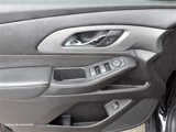 Used 2021 Chevrolet Traverse LT image 3