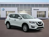 Used 2018 Nissan Rogue S image 3