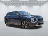 Used 2022 Mitsubishi Outlander SE image 2