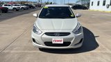 Used 2015 Hyundai Accent GLS image 3