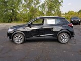 Used 2023 Nissan Kicks SV image 3