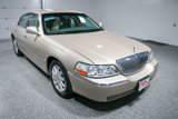 Used 2010 Lincoln Town Car Signature Limited image 5