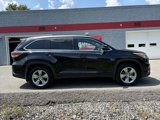 Used 2014 Toyota Highlander Limited image 2