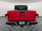 Used 2022 Jeep Gladiator Sport image 5