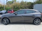Used 2018 MAZDA MAZDA3 Touring image 2