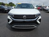 Certified 2022 Volkswagen Taos SE w/ Panoramic Sunroof Package image 2