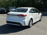 Used 2021 Toyota Corolla LE image 2