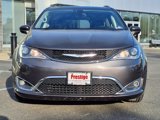 Used 2019 Chrysler Pacifica Touring-L image 2