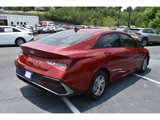 Used 2025 Hyundai Elantra SE image 5