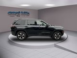 Used 2023 Jeep Grand Cherokee 4WD 4xe image 2