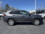 Used 2019 Toyota RAV4 LE image 4