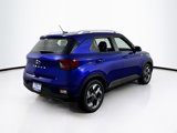 Used 2023 Hyundai Venue Limited image 5