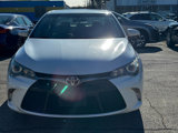 Used 2015 Toyota Camry SE w/ Moonroof Package image 4