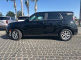 Used 2023 Kia Soul LX w/ LX Technology Package image 6