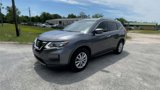Used 2020 Nissan Rogue SV image 4