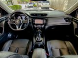 Used 2018 Nissan Rogue SL image 2
