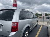 Used 2009 Dodge Grand Caravan SXT image 5