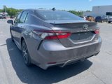Used 2023 Toyota Camry SE image 3