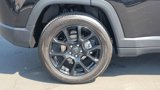 Used 2025 Jeep Compass Latitude w/ Altitude Special Edition image 5