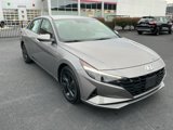 Certified 2023 Hyundai Elantra SEL w/ Preferred Accessory Package image 3