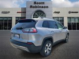 Used 2019 Jeep Cherokee Limited image 4