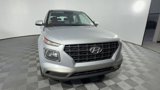 Used 2021 Hyundai Venue SE image 3