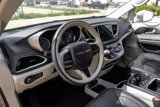 Used 2018 Chrysler Pacifica Limited w/ Advanced Safetytec Group image 3