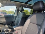Used 2019 Volkswagen Tiguan SE w/ Panoramic Sunroof Package image 4