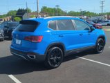 Used 2022 Volkswagen Taos SE image 3