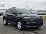 Used 2022 Jeep Compass Latitude image 3