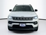 Used 2022 Jeep Compass Latitude image 2