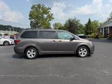 Used 2017 Toyota Sienna LE image 6