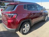 Used 2022 Jeep Compass Latitude image 3