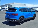 Used 2022 Volkswagen Taos SEL w/ Panoramic Sunroof Package image 5