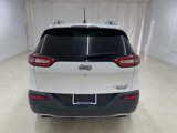 Used 2017 Jeep Cherokee Limited image 4