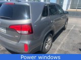 Used 2015 Kia Sorento LX image 4