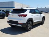 New 2026 Chevrolet TrailBlazer LT w/ Convenience Package image 3