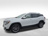 Used 2023 GMC Terrain SLT image 3