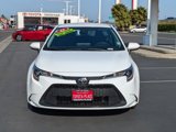 Used 2022 Toyota Corolla LE image 2