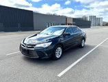Used 2015 Toyota Camry LE image 2