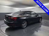 Used 2020 Volkswagen Jetta R-Line image 3