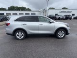 Used 2020 Kia Sorento L image 2