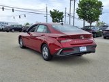 New 2025 Hyundai Elantra SE image 4