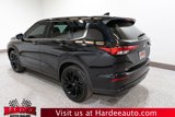 Used 2023 Mitsubishi Outlander SE Black Edition image 3