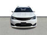 Used 2018 Chrysler Pacifica Touring-L Plus w/ Advanced Safetytec Group image 2