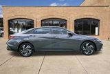New 2025 Hyundai Elantra SEL image 2