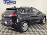 Used 2018 Jeep Cherokee Overland image 5