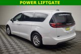 Used 2023 Chrysler Pacifica Touring-L image 6