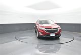 Used 2019 Chevrolet Equinox LT image 2