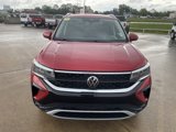 Used 2023 Volkswagen Taos SE image 2